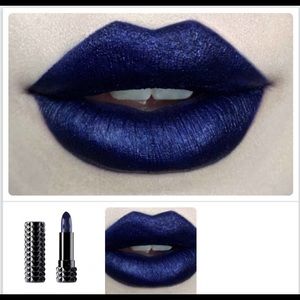 🆕 Kat Von D Lipstick